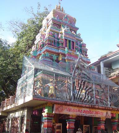 Neelkanth-mahadev-temple-rishikesh