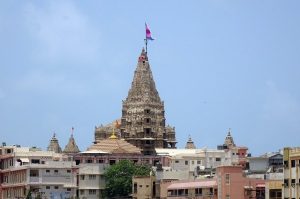 Read more about the article Dwarkadhish Temple 2022 | Dwarkapuri | History | Aarti Time | Timings